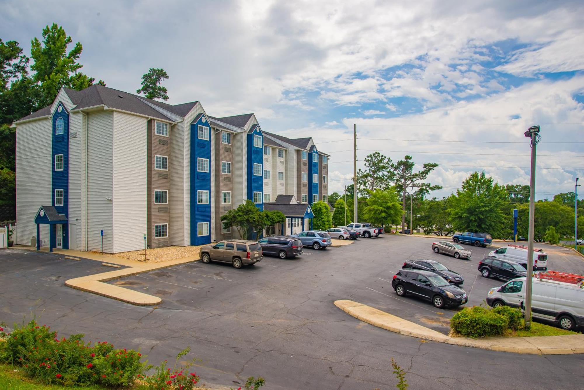 Microtel Inn & Suites By Wyndham Daphne Extérieur photo