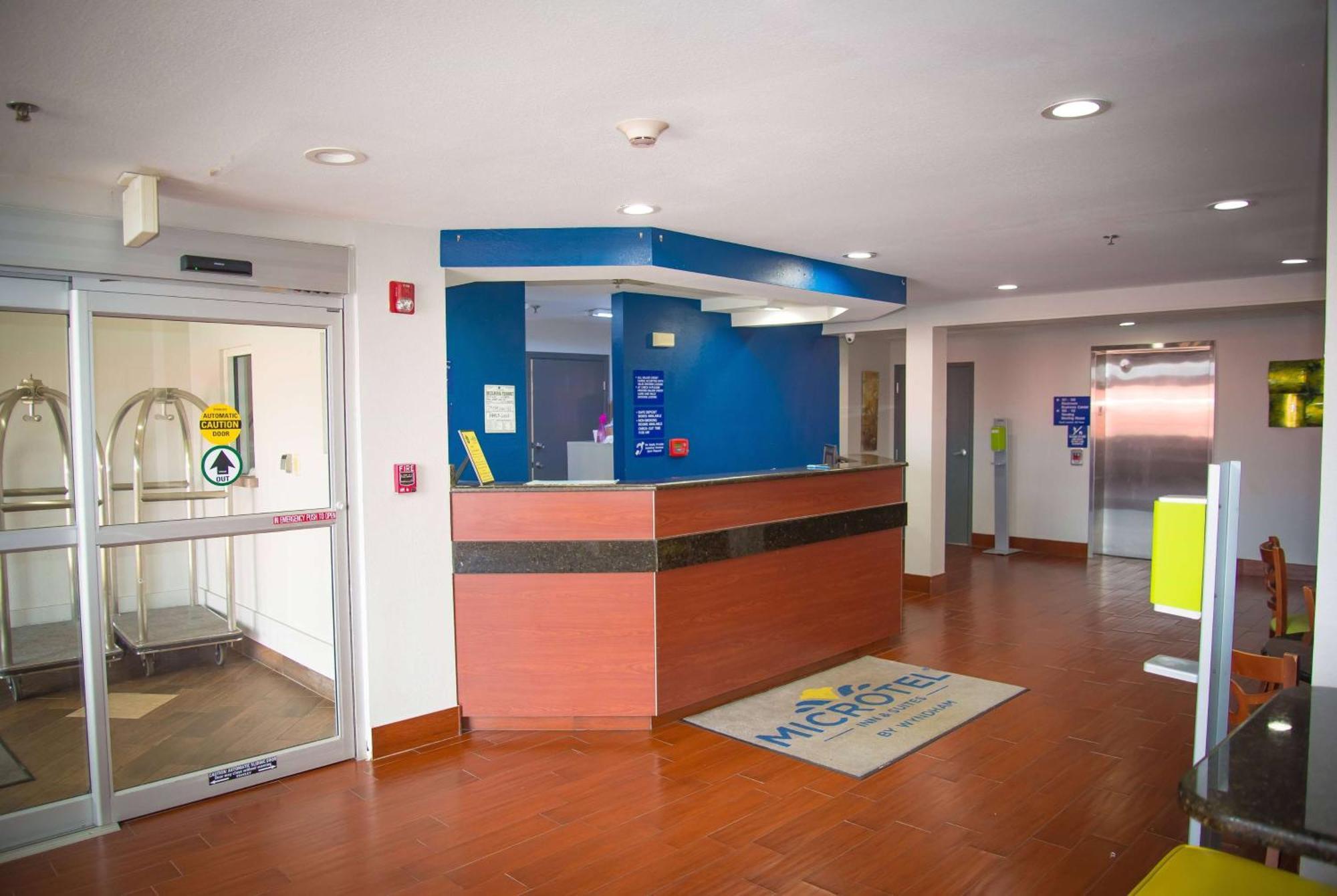 Microtel Inn & Suites By Wyndham Daphne Extérieur photo